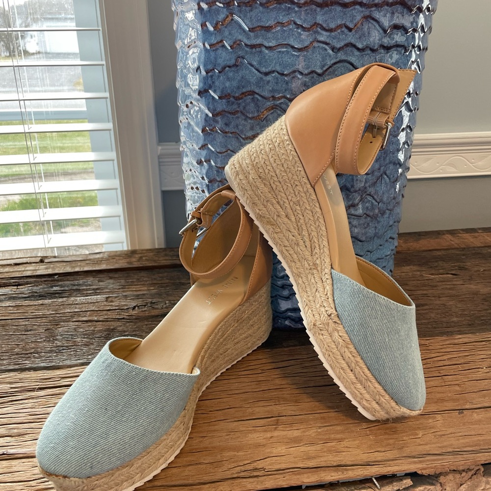 Nine West Light Blue and Tan Wedge Espadrilles